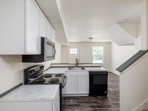 230 Debus Drive Taylor TX 76574
