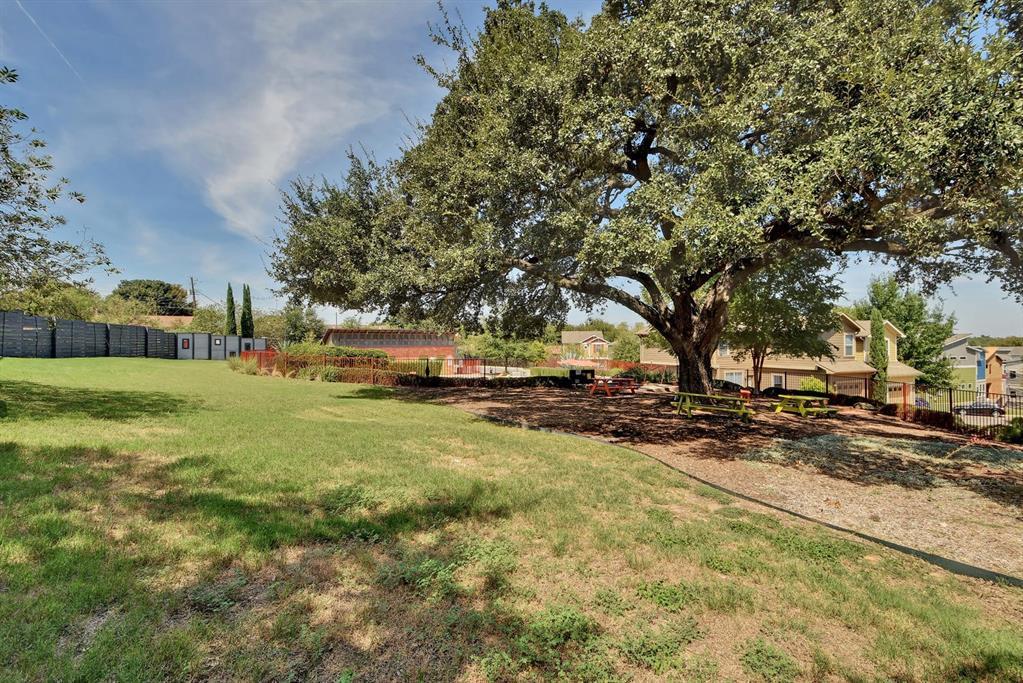 1901 Warely Lane Austin TX 78741