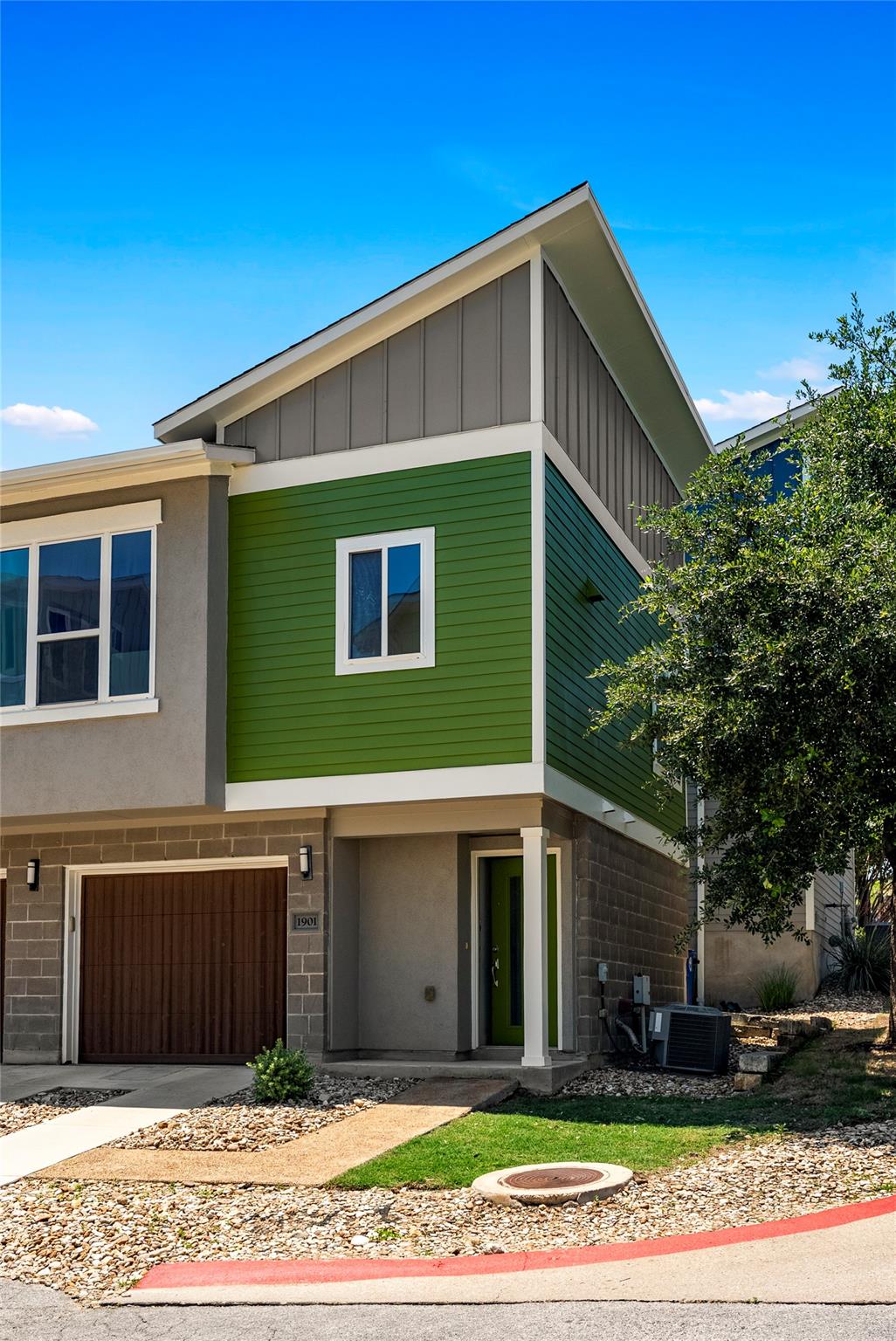 1901 Warely Lane Austin TX 78741