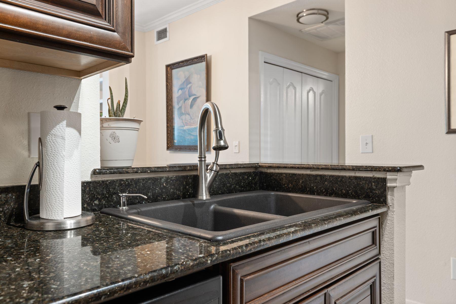 6000 Shepherd Mountain Cove Austin TX 78730