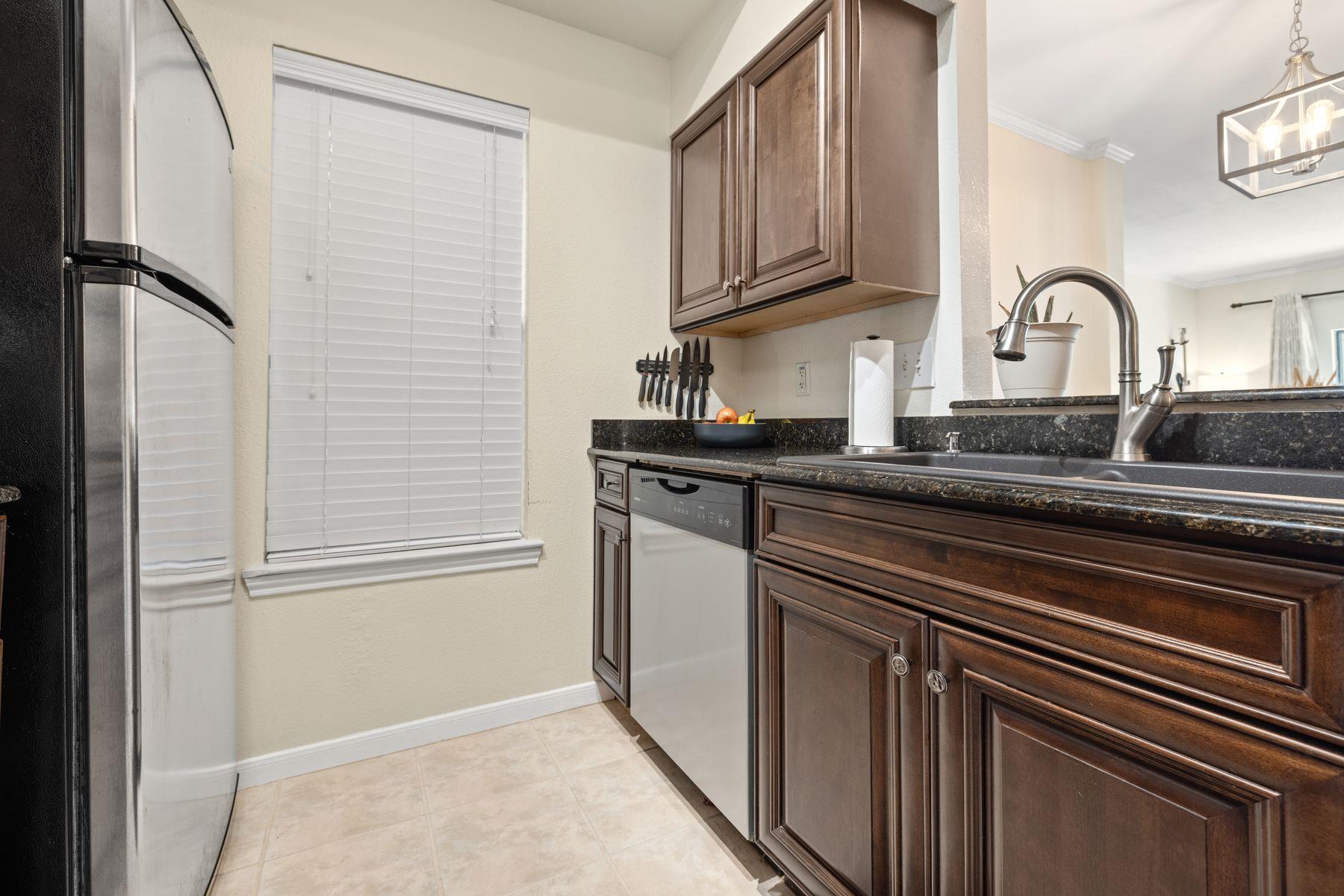 6000 Shepherd Mountain Cove Austin TX 78730