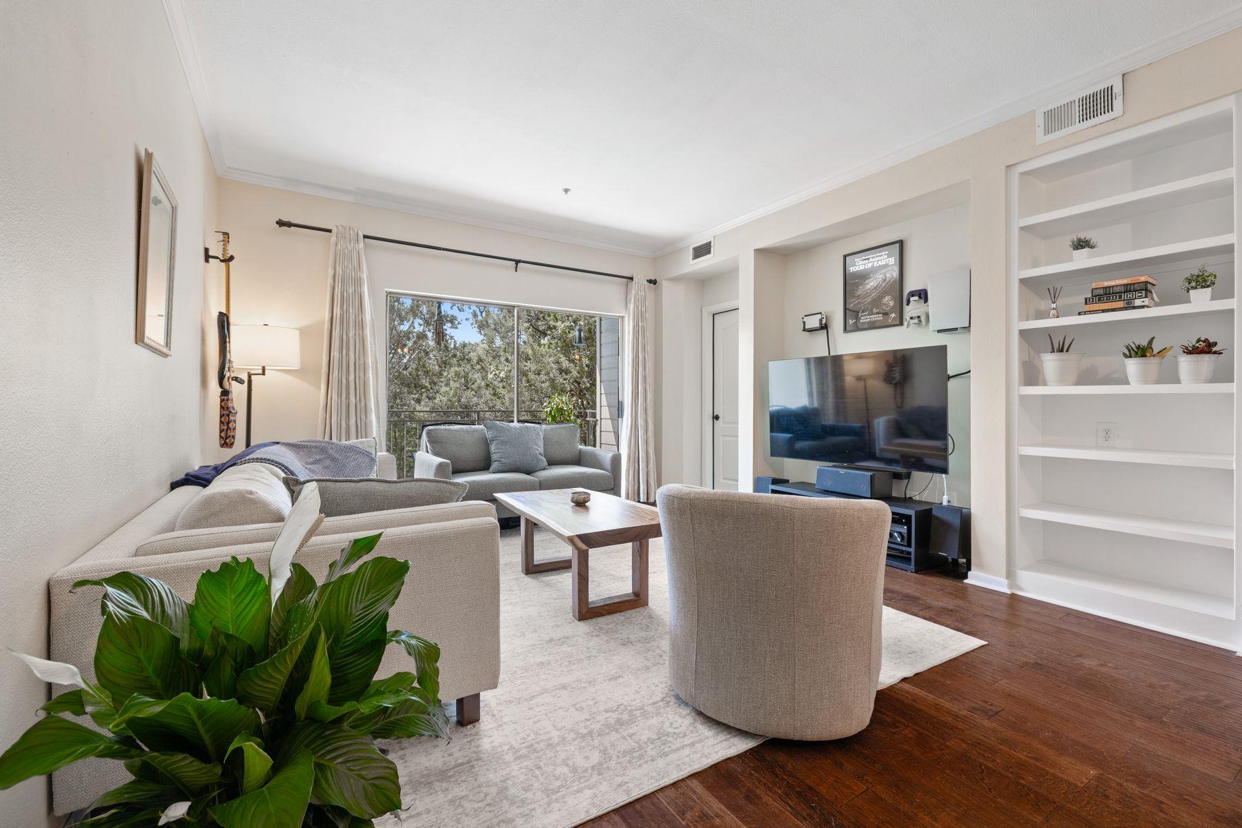 6000 Shepherd Mountain Cove Austin TX 78730