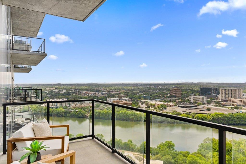 70 Rainey Street Austin TX 78701