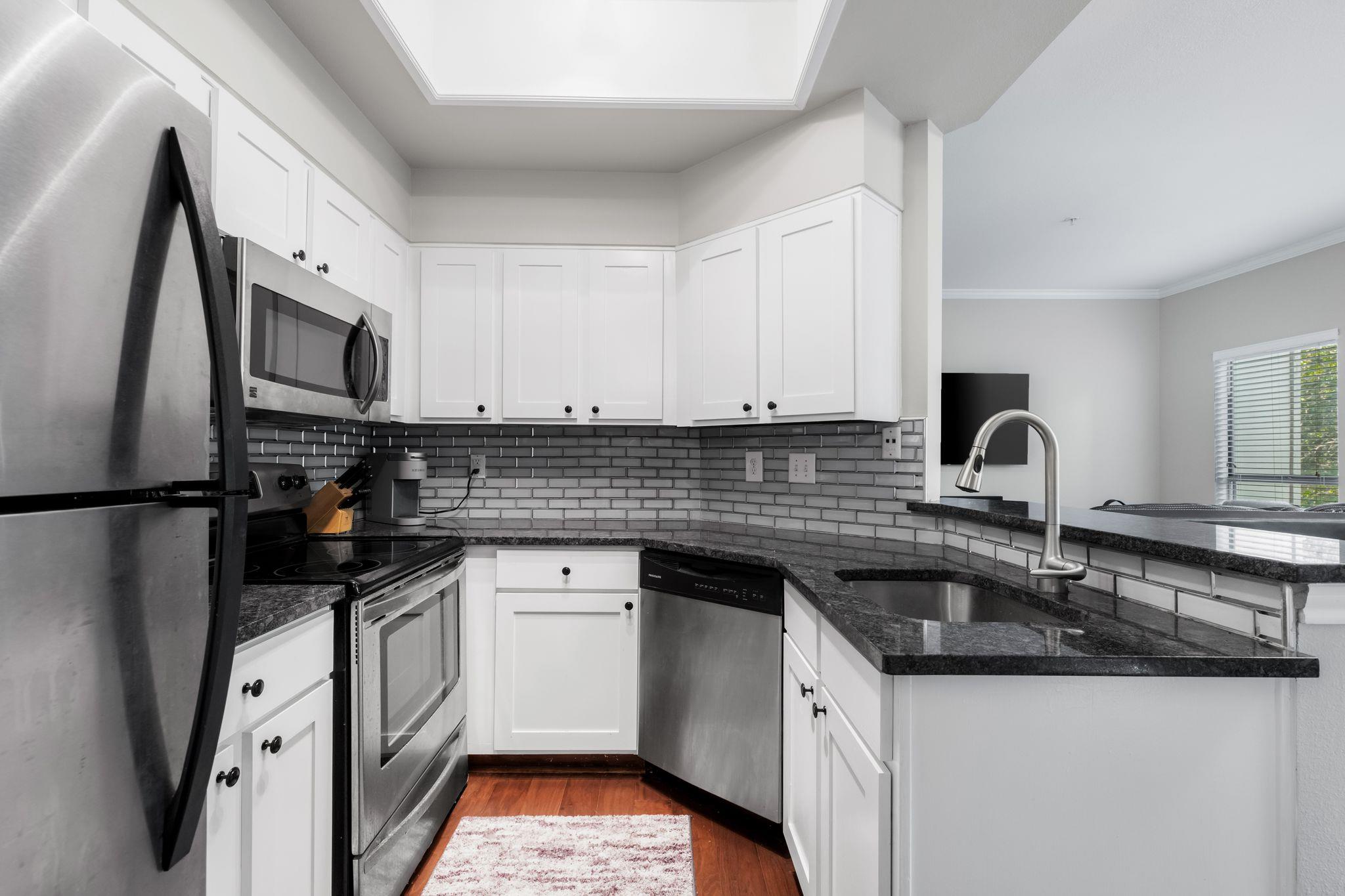 6000 Shepherd Mountain Cove Austin TX 78730