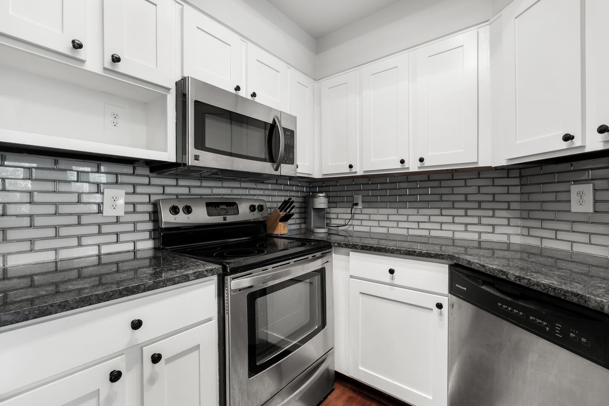 6000 Shepherd Mountain Cove Austin TX 78730