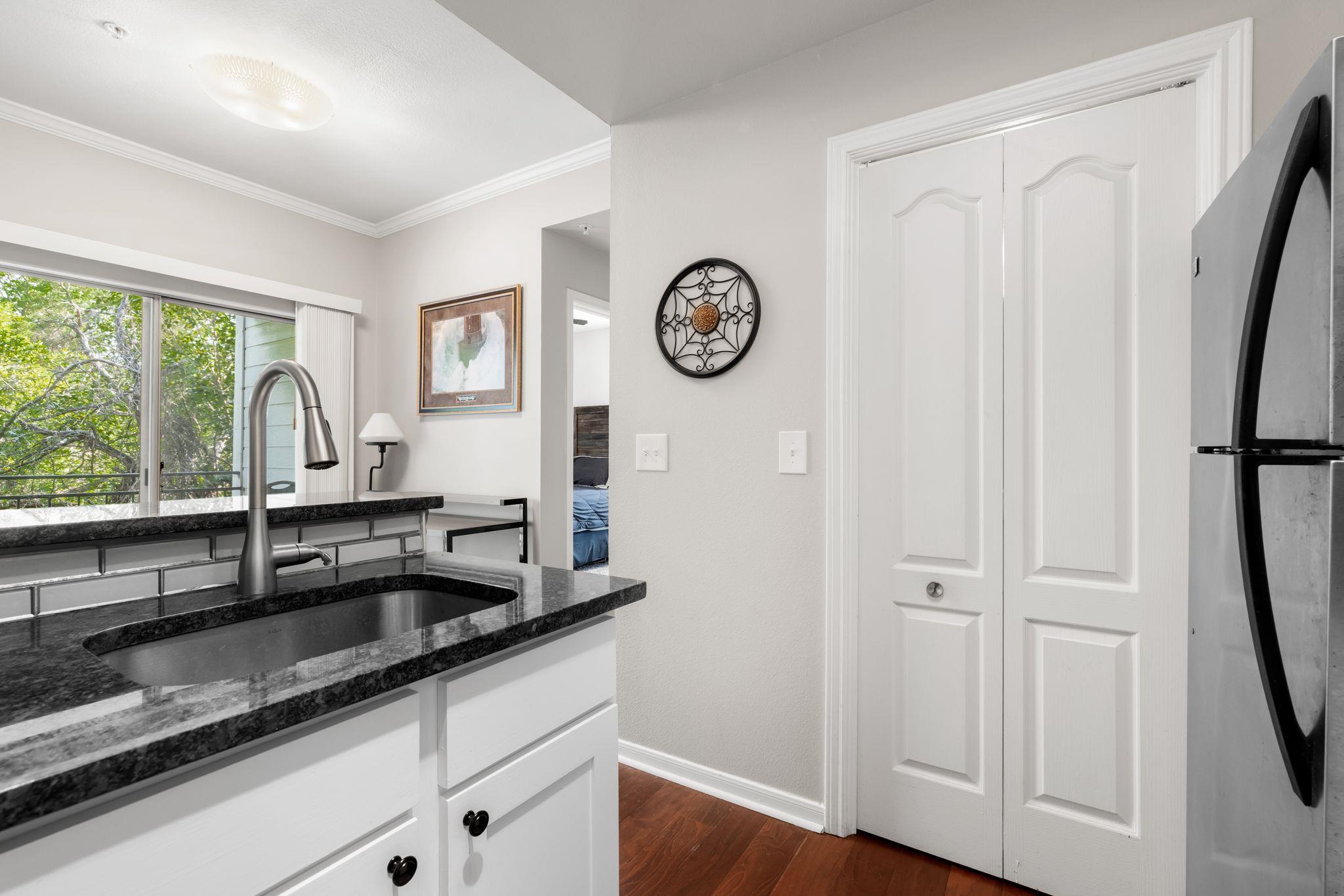 6000 Shepherd Mountain Cove Austin TX 78730