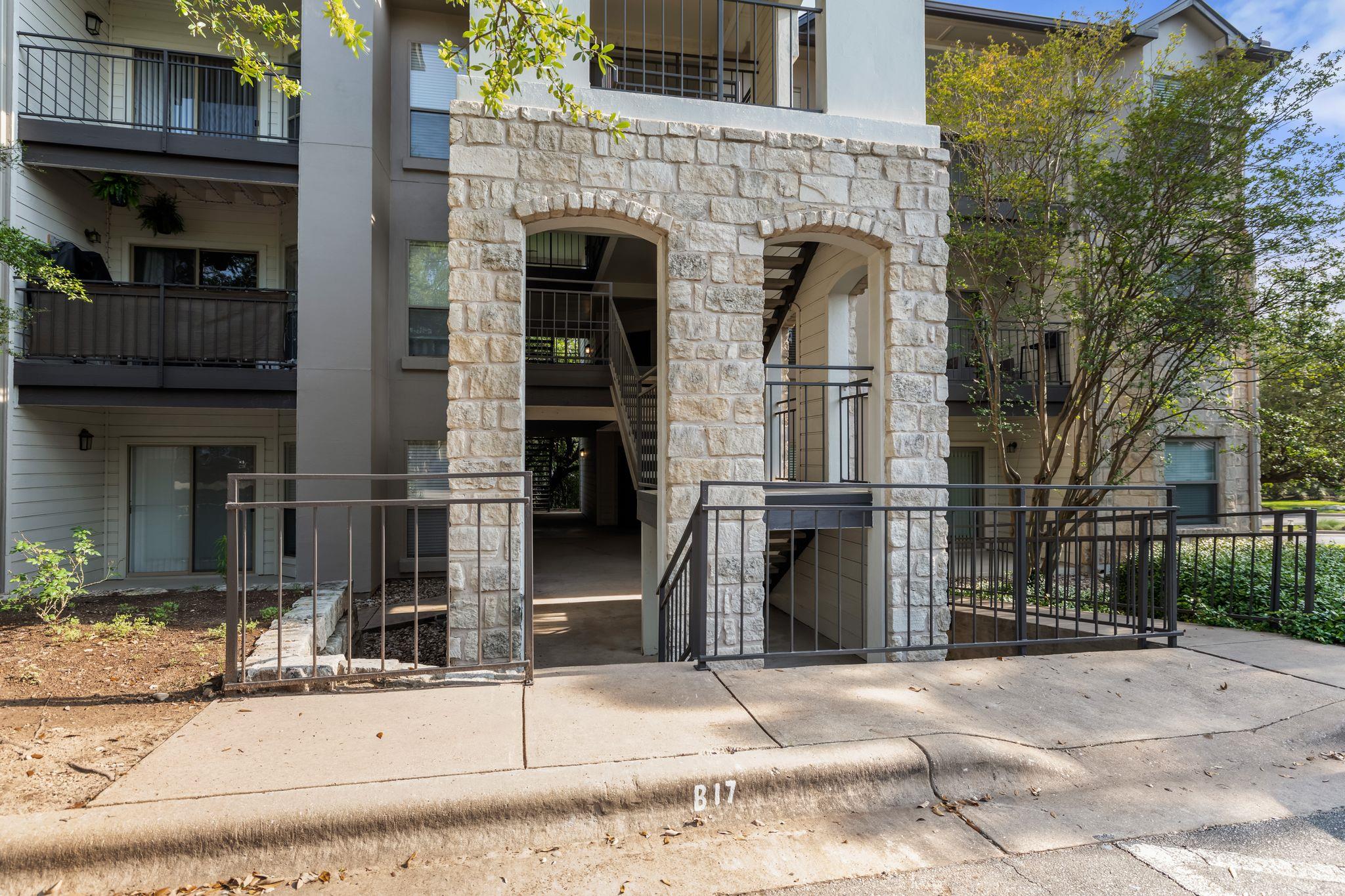 6000 Shepherd Mountain Cove Austin TX 78730