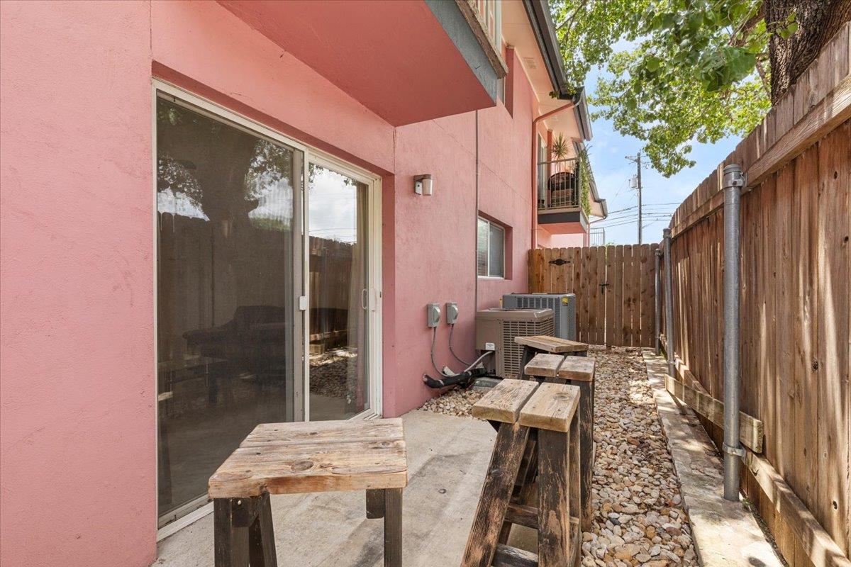1422 Collier Street Austin TX 78704