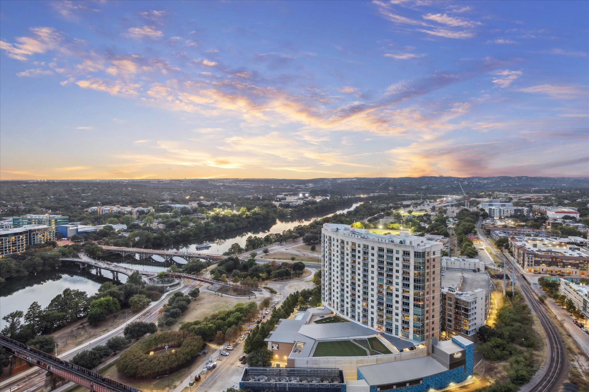 222 West Avenue Austin TX 78701