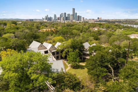 1514 Parker Lane Austin TX 78741