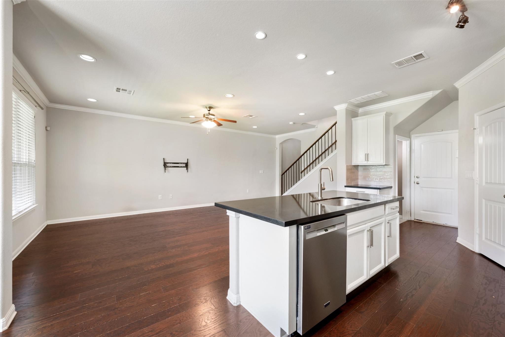 211 Parable Cove Pflugerville TX 78660