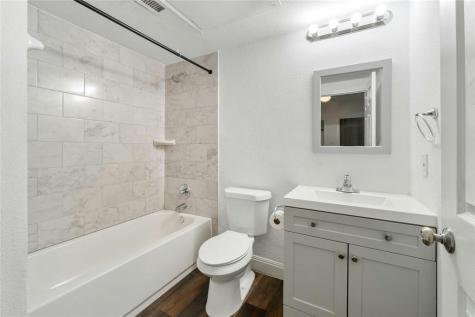 1910 Robbins Place Austin TX 78705