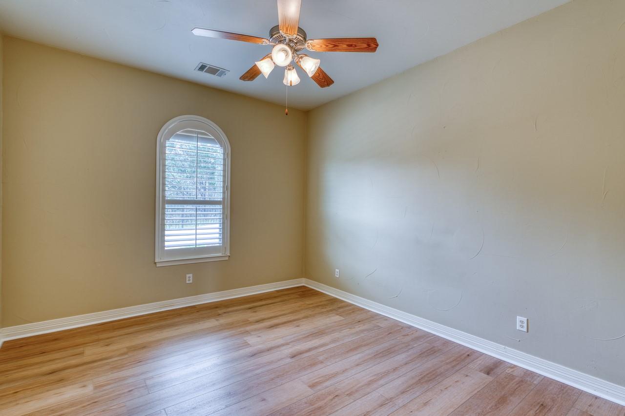 129 Hi Valley Trail Horseshoe Bay TX 78657