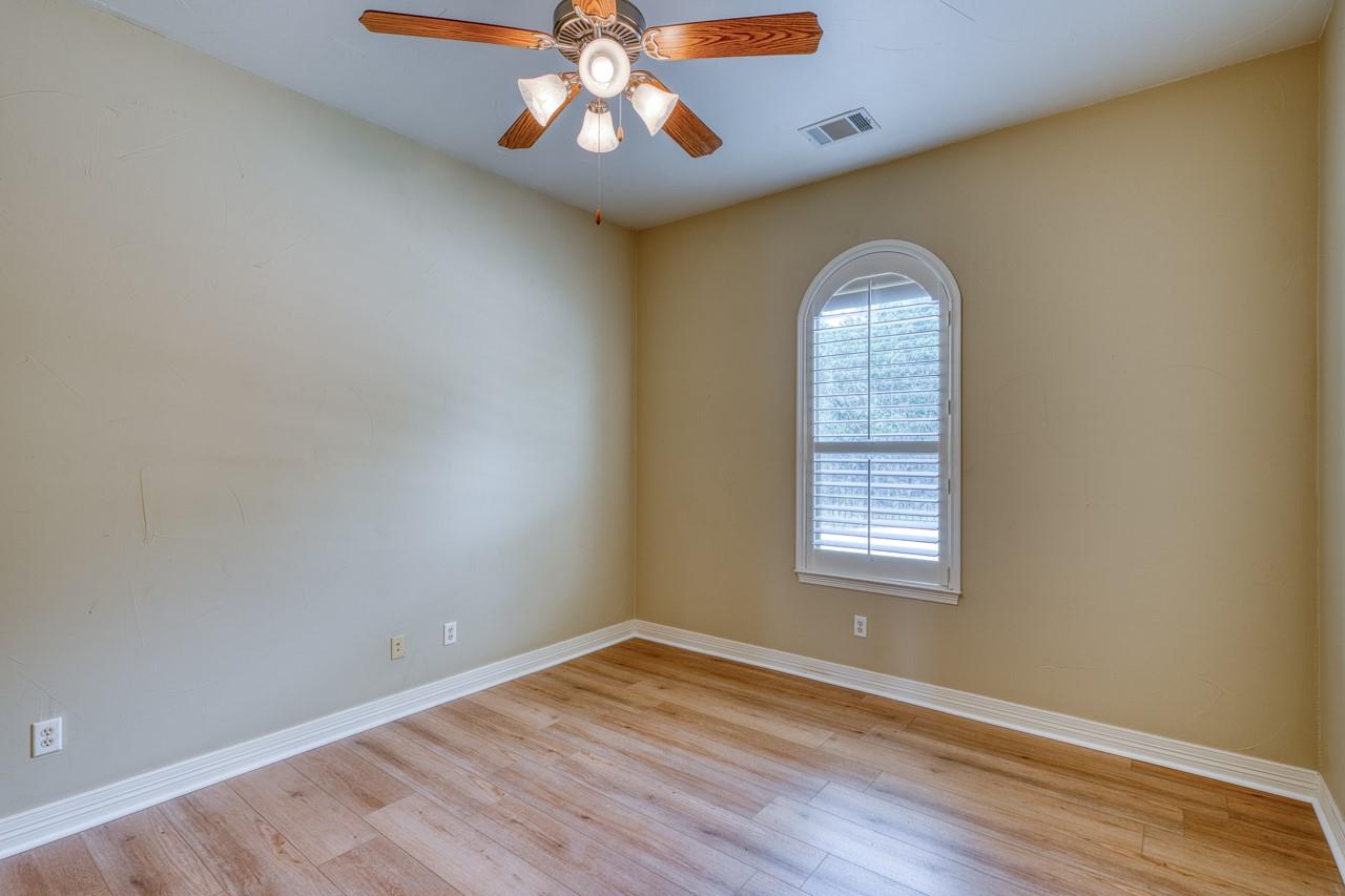 129 Hi Valley Trail Horseshoe Bay TX 78657