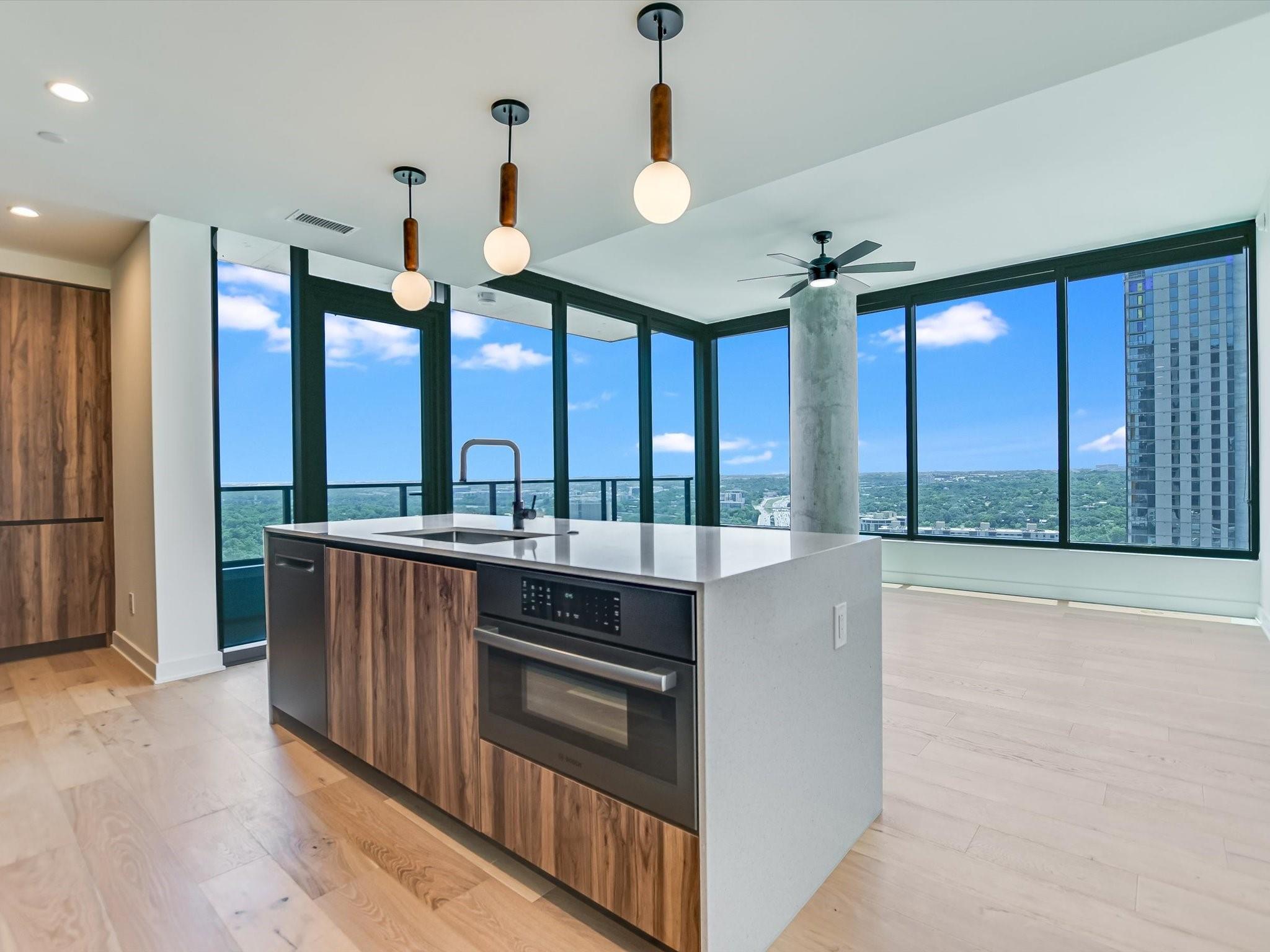 84 East Avenue Austin TX 78701