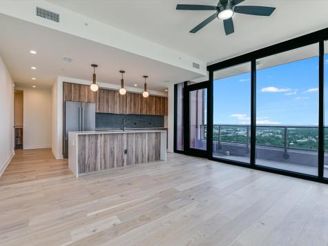 84 East Avenue Austin TX 78701