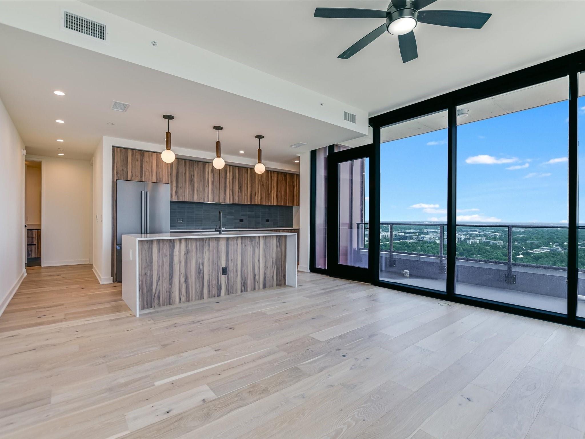 84 East Avenue Austin TX 78701