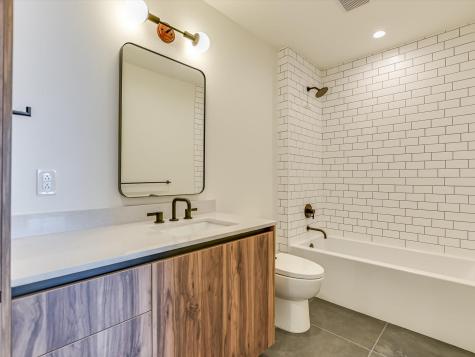 84 East Avenue Austin TX 78701