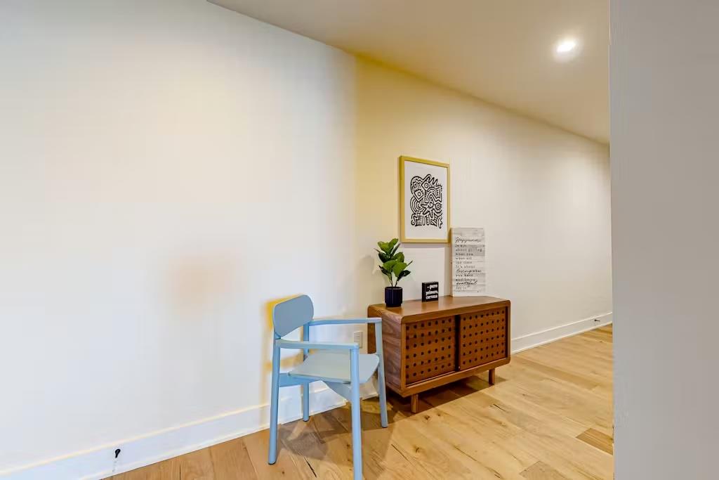 48 East Avenue Austin TX 78701