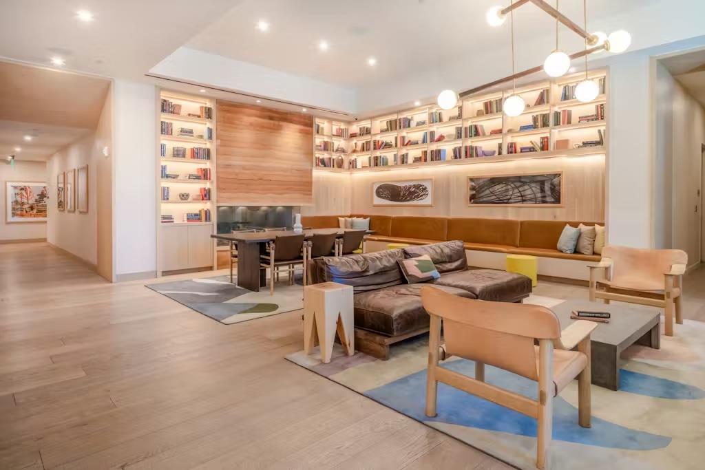 48 East Avenue Austin TX 78701