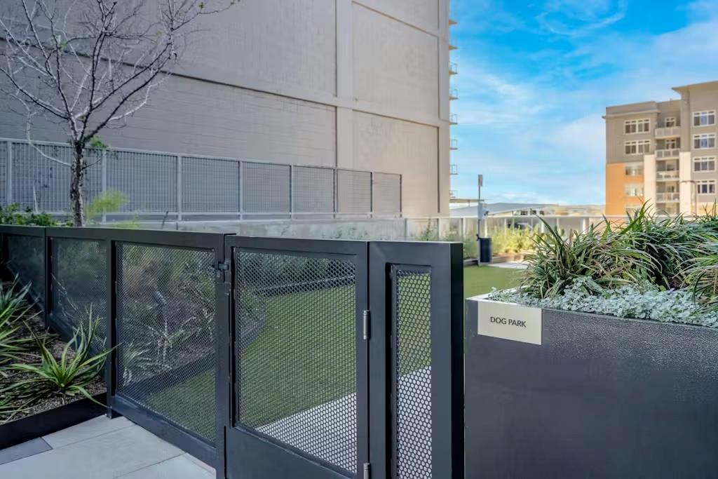 48 East Avenue Austin TX 78701