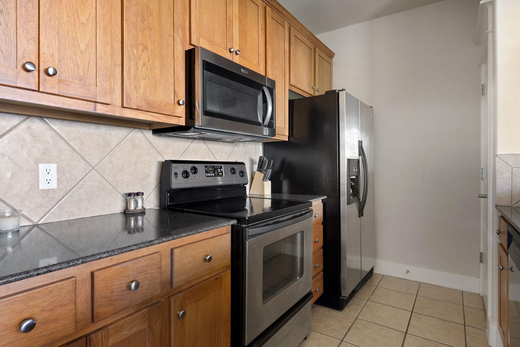 6712 Lantern View Drive Jonestown TX 78645