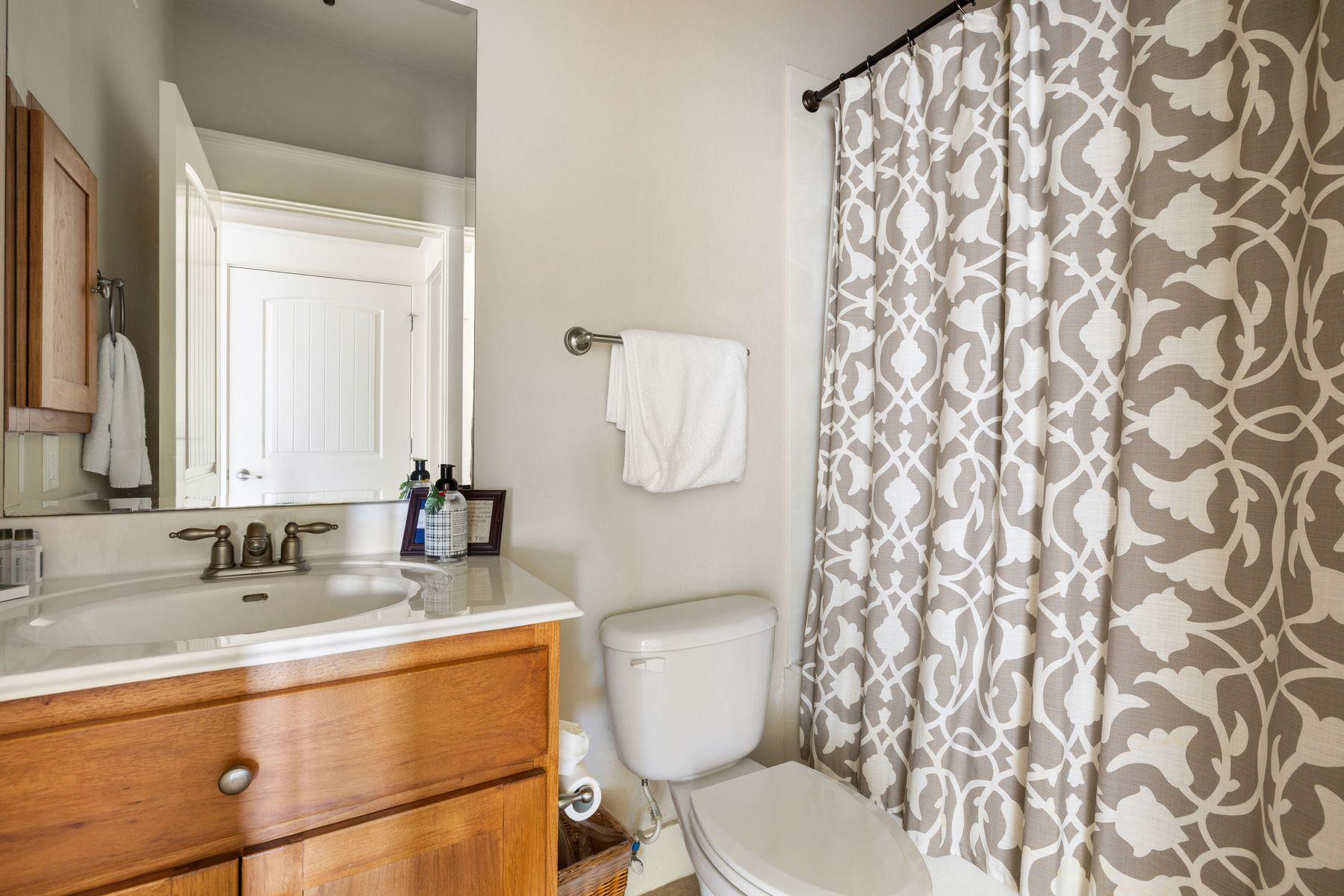 6712 Lantern View Drive Jonestown TX 78645