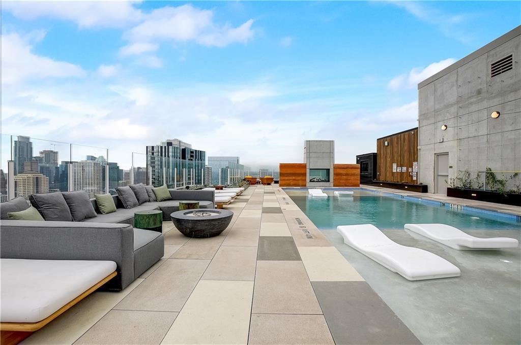 48 East Avenue Austin TX 78701