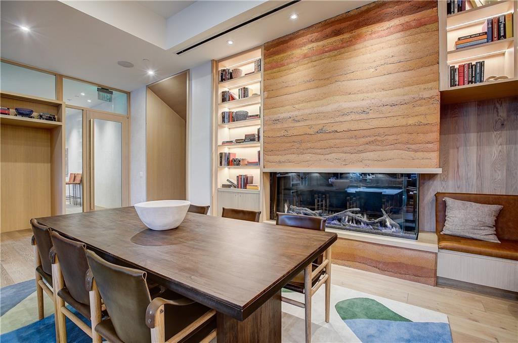 48 East Avenue Austin TX 78701