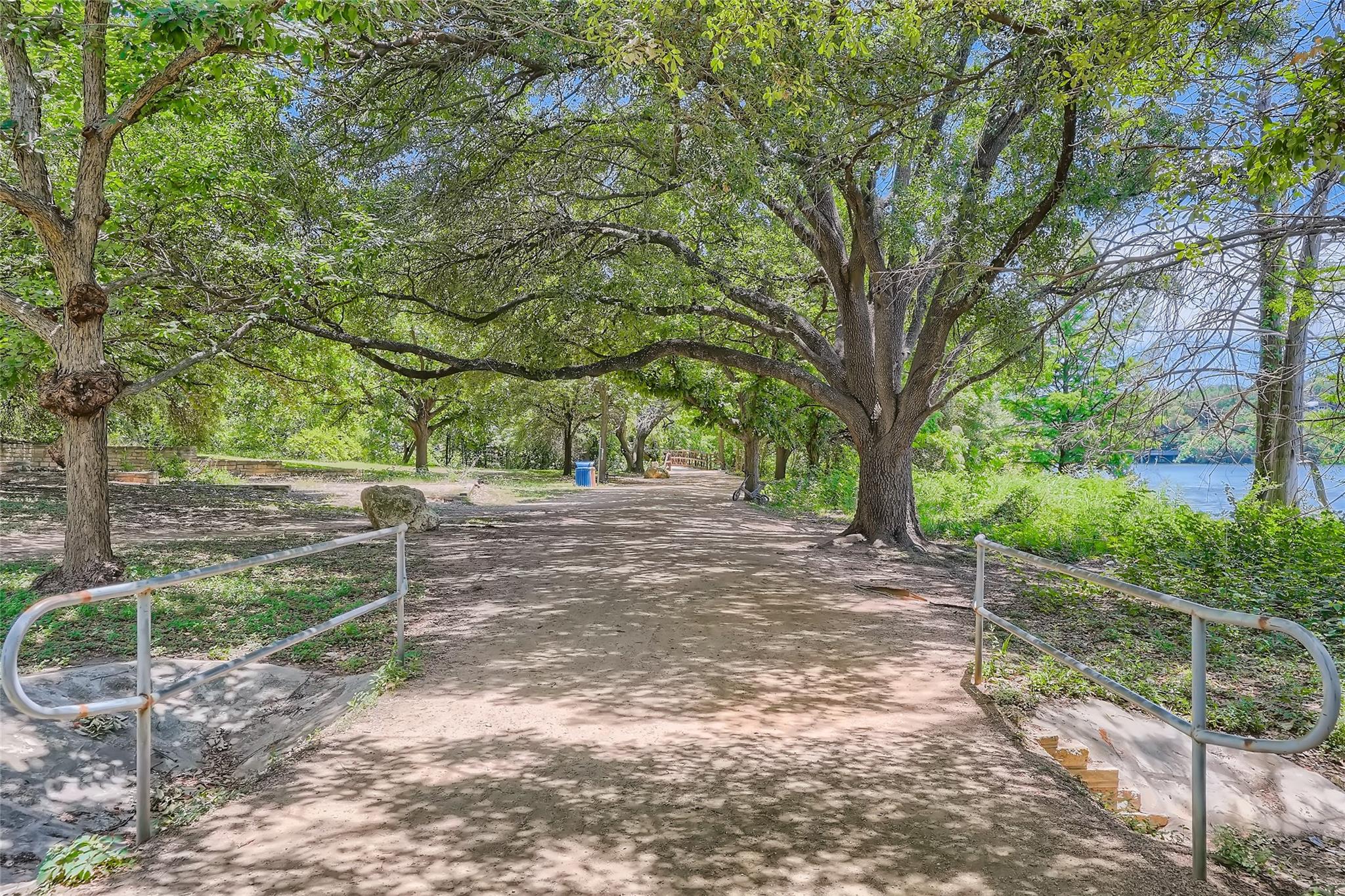 48 East Avenue Austin TX 78701