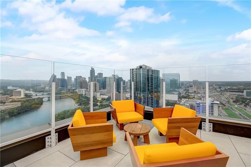 48 East Avenue Austin TX 78701