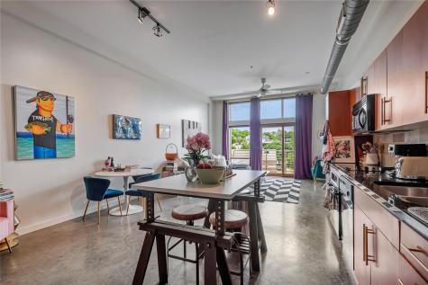 2124 E 6th Street Austin TX 78702