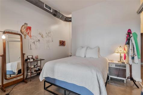 2124 E 6th Street Austin TX 78702
