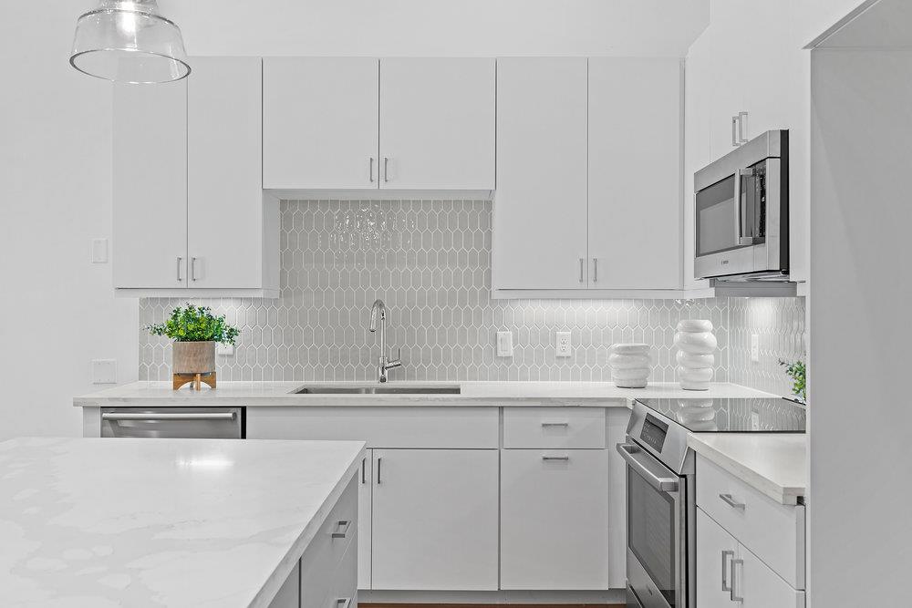 2505 Bluebonnet Avenue Austin TX 78704