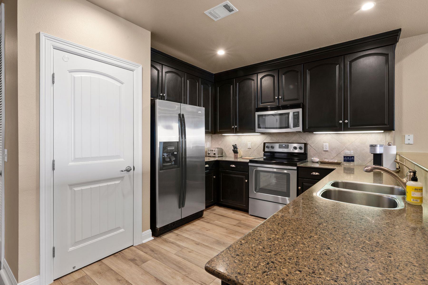 1001 The Cape Road Horseshoe Bay TX 78657
