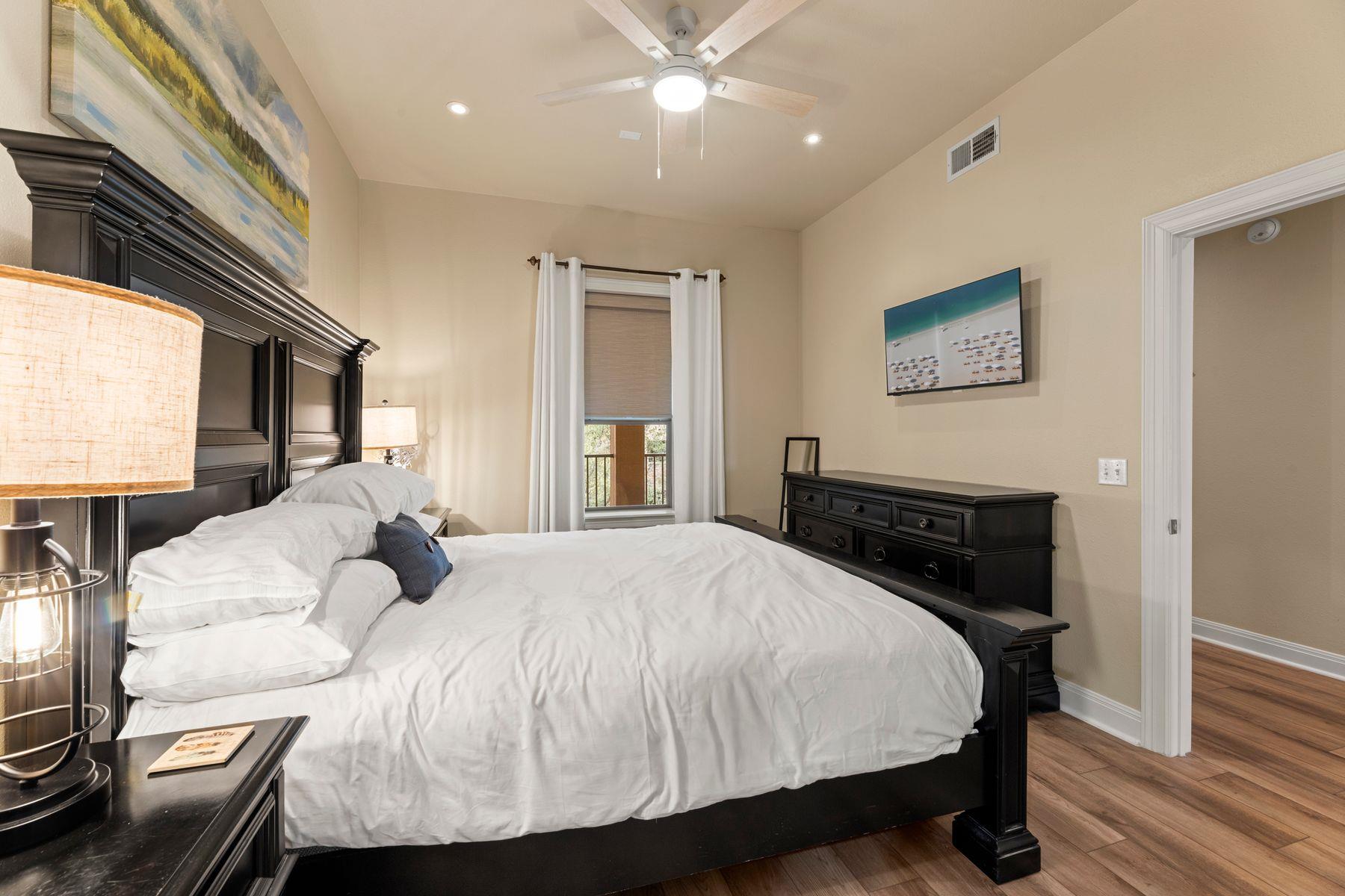 1001 The Cape Road Horseshoe Bay TX 78657