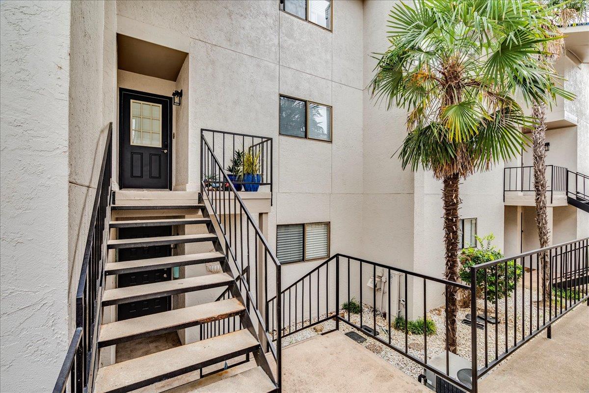 1601 Judy Lynn Drive Spicewood TX 78669
