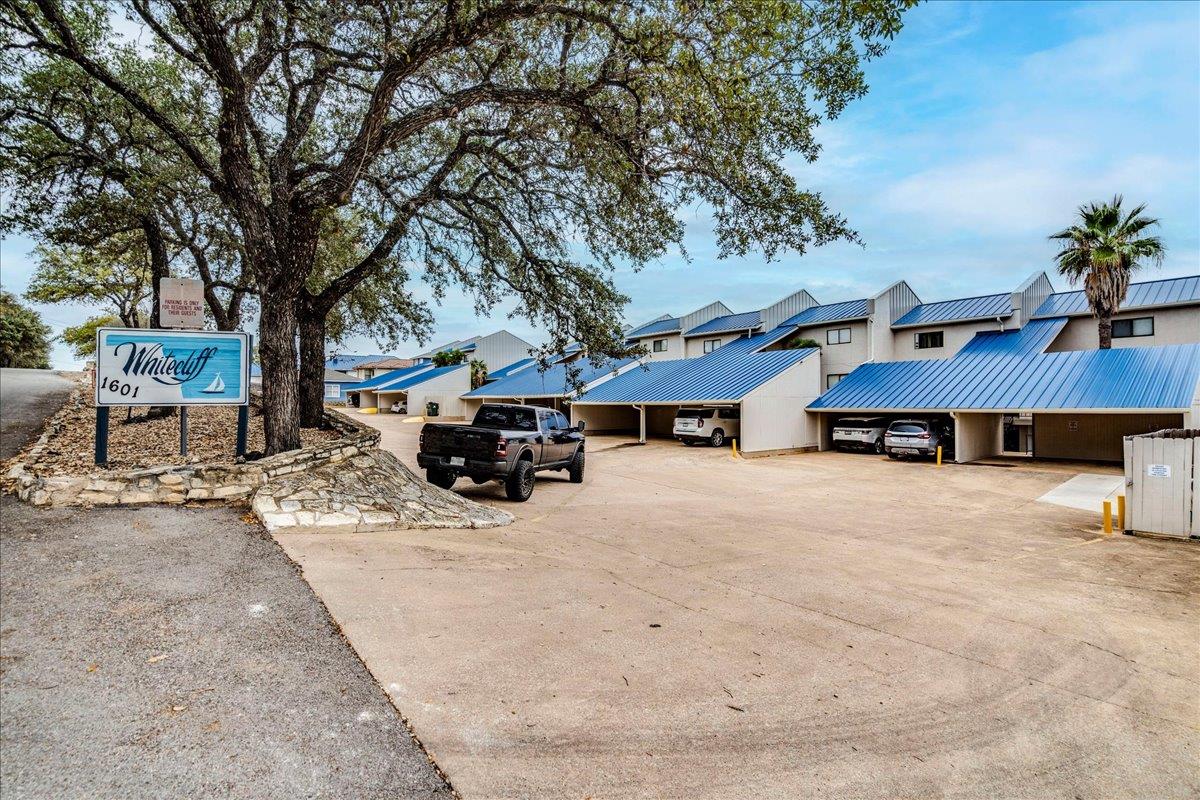 1601 Judy Lynn Drive Spicewood TX 78669