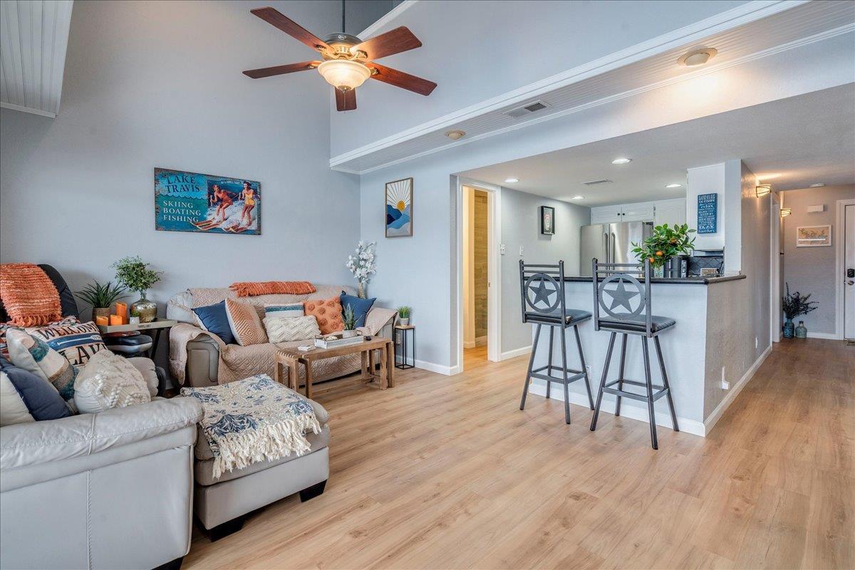 1601 Judy Lynn Drive Spicewood TX 78669