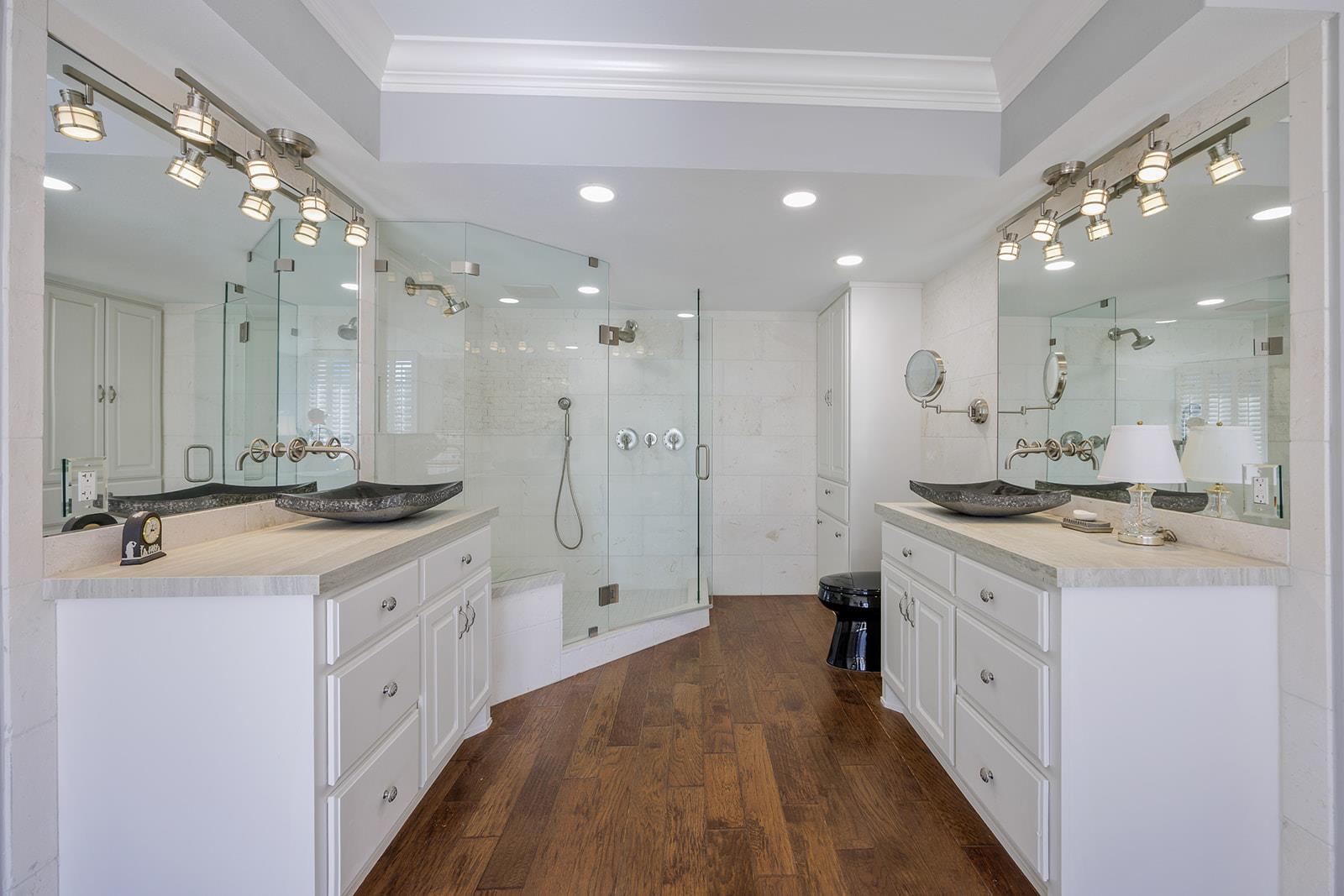 1122 Colorado Street Austin TX 78701