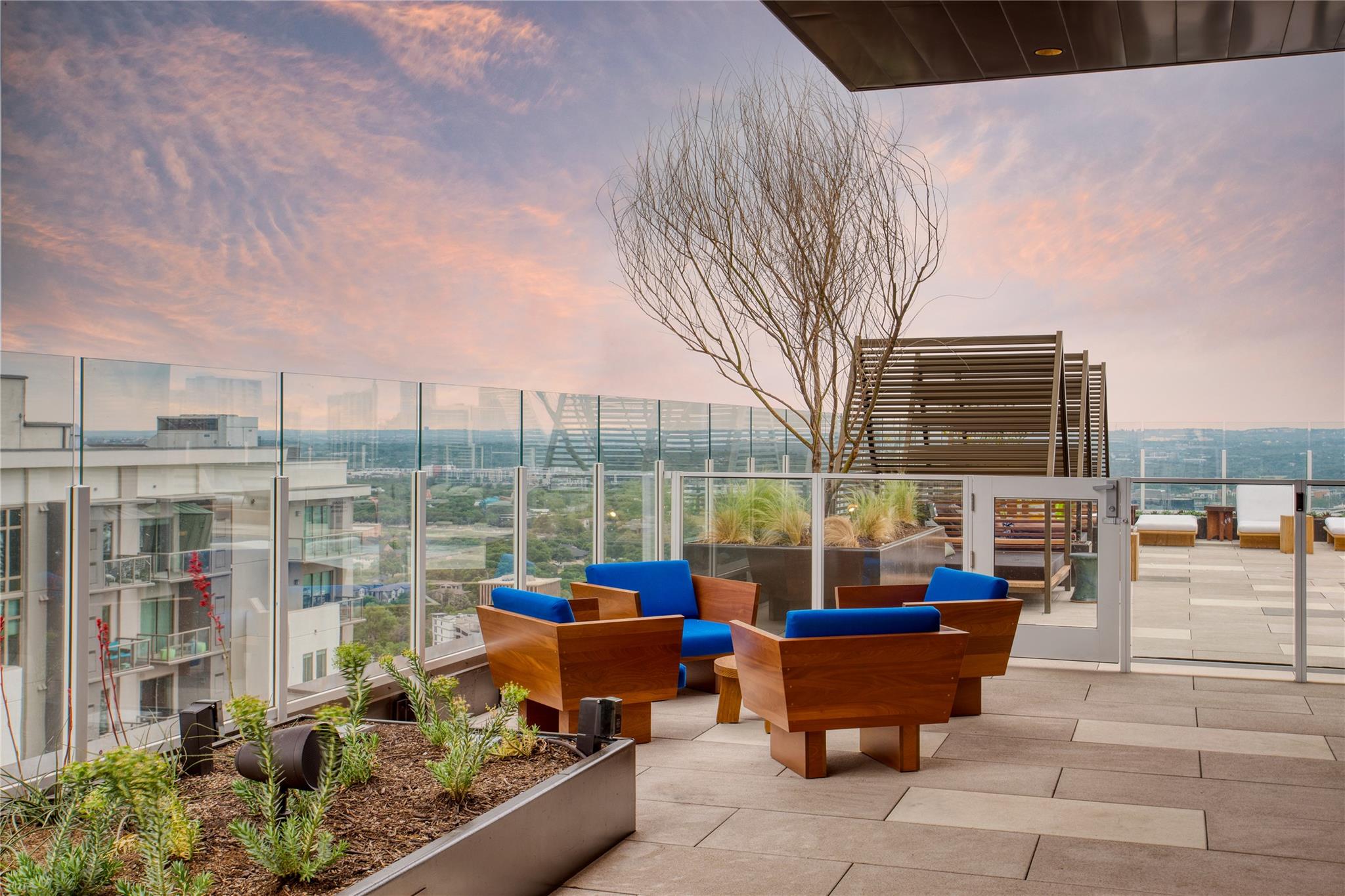 48 East Avenue Austin TX 78701