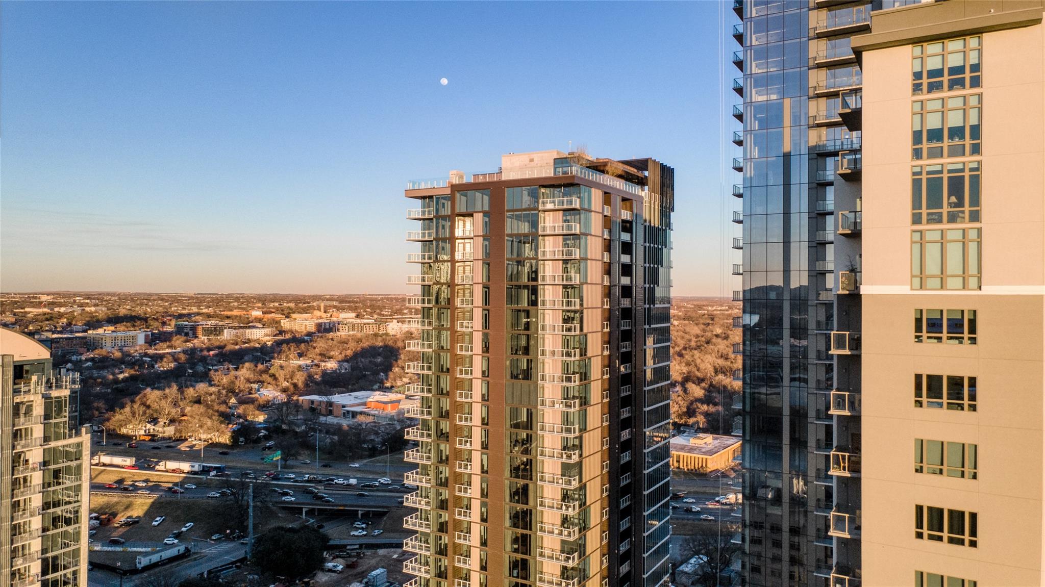 48 East Avenue Austin TX 78701