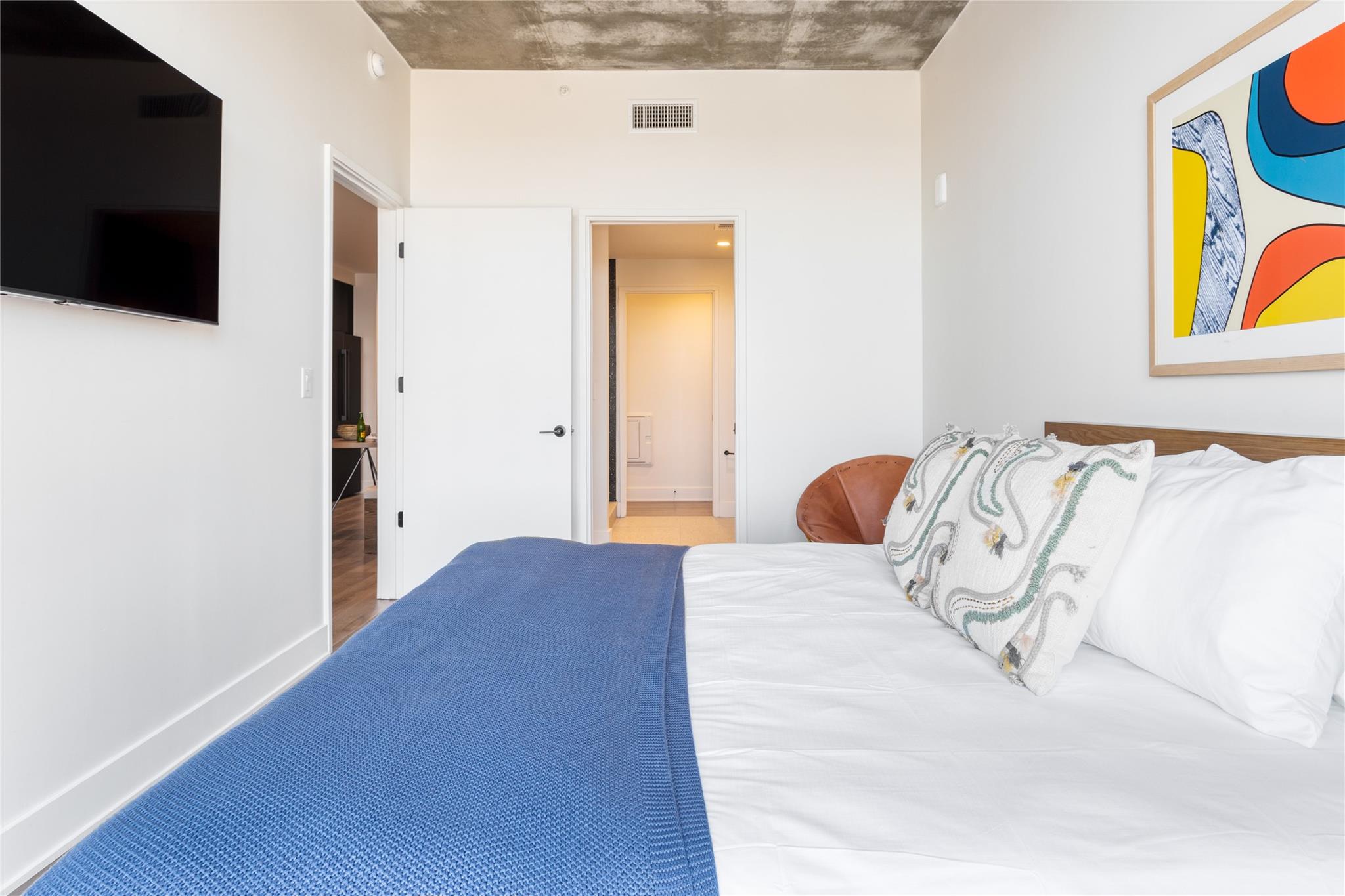 48 East Avenue Austin TX 78701