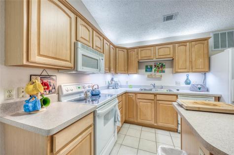 110 Big Spur S Horseshoe Bay TX 78657