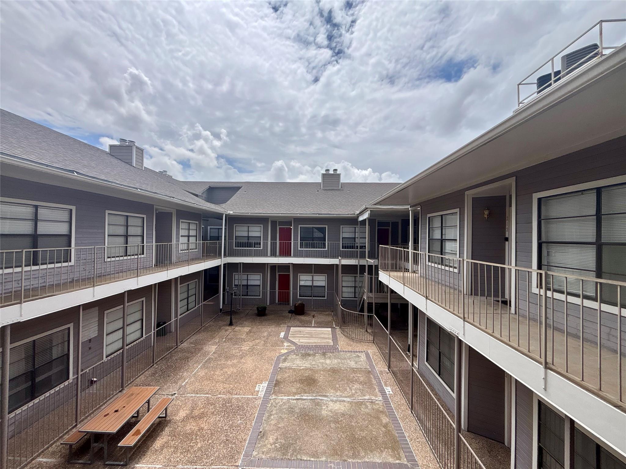915 W 23rd Street Austin TX 78705