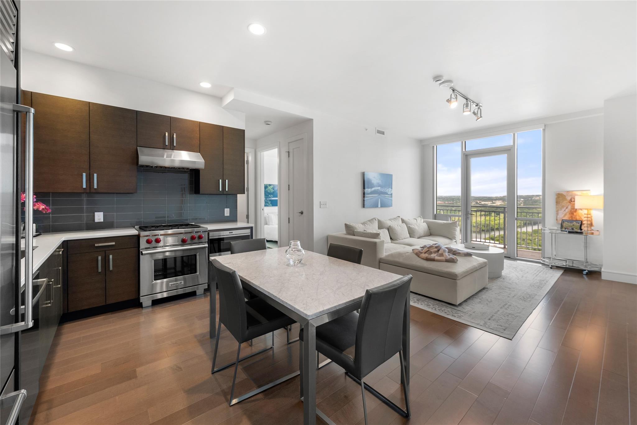 222 West Avenue Austin TX 78701
