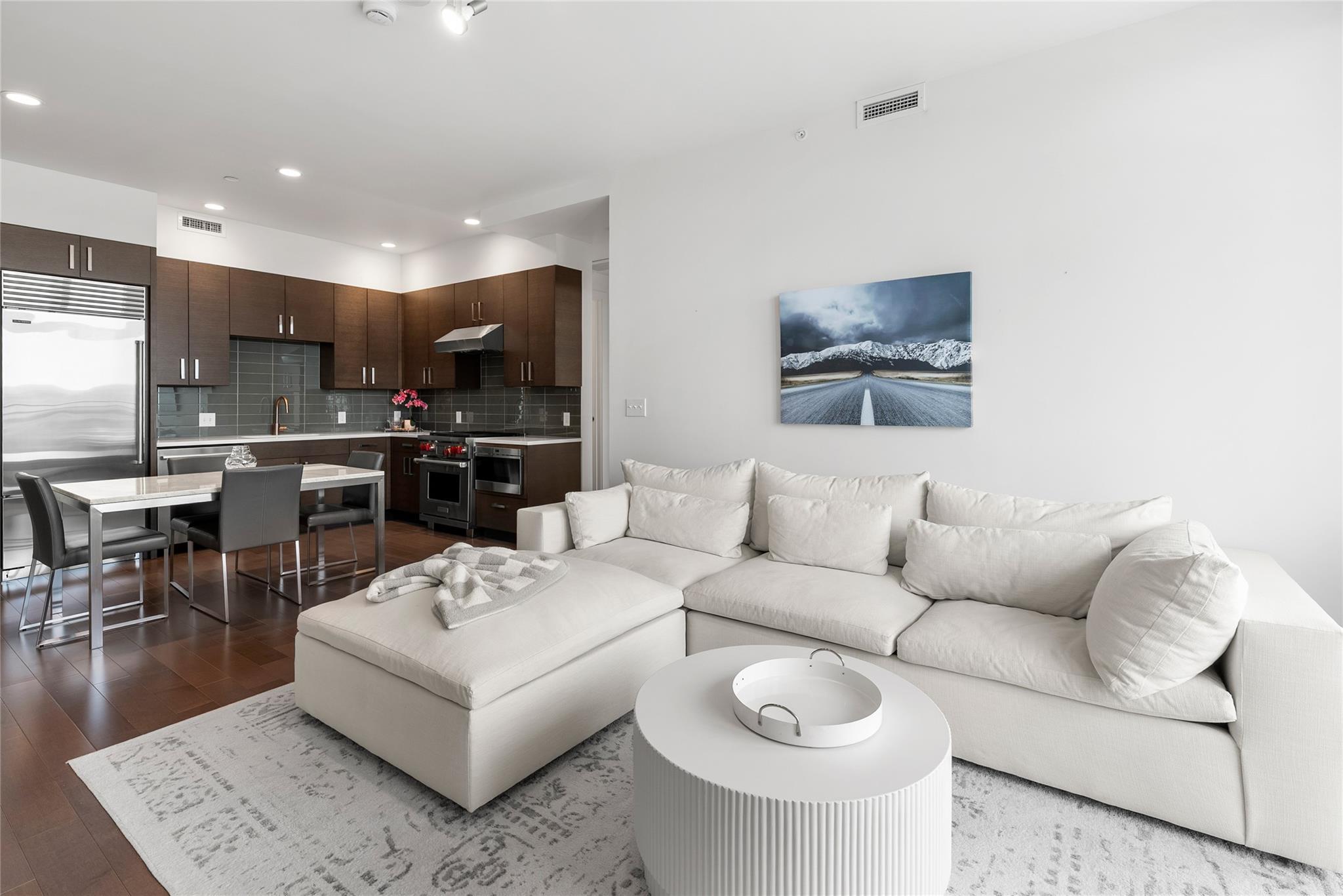 222 West Avenue Austin TX 78701
