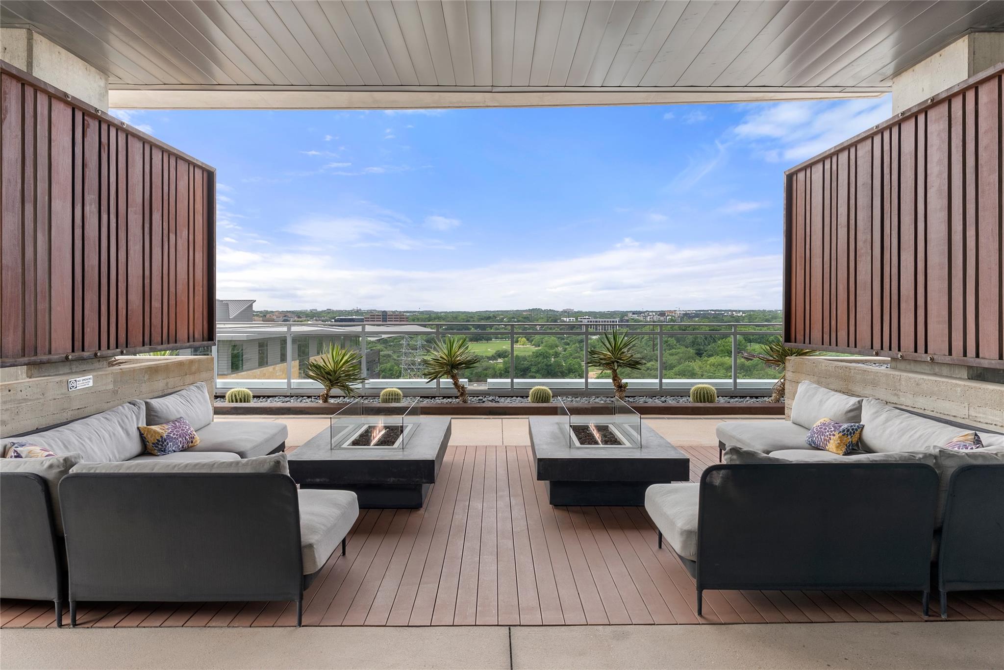 222 West Avenue Austin TX 78701