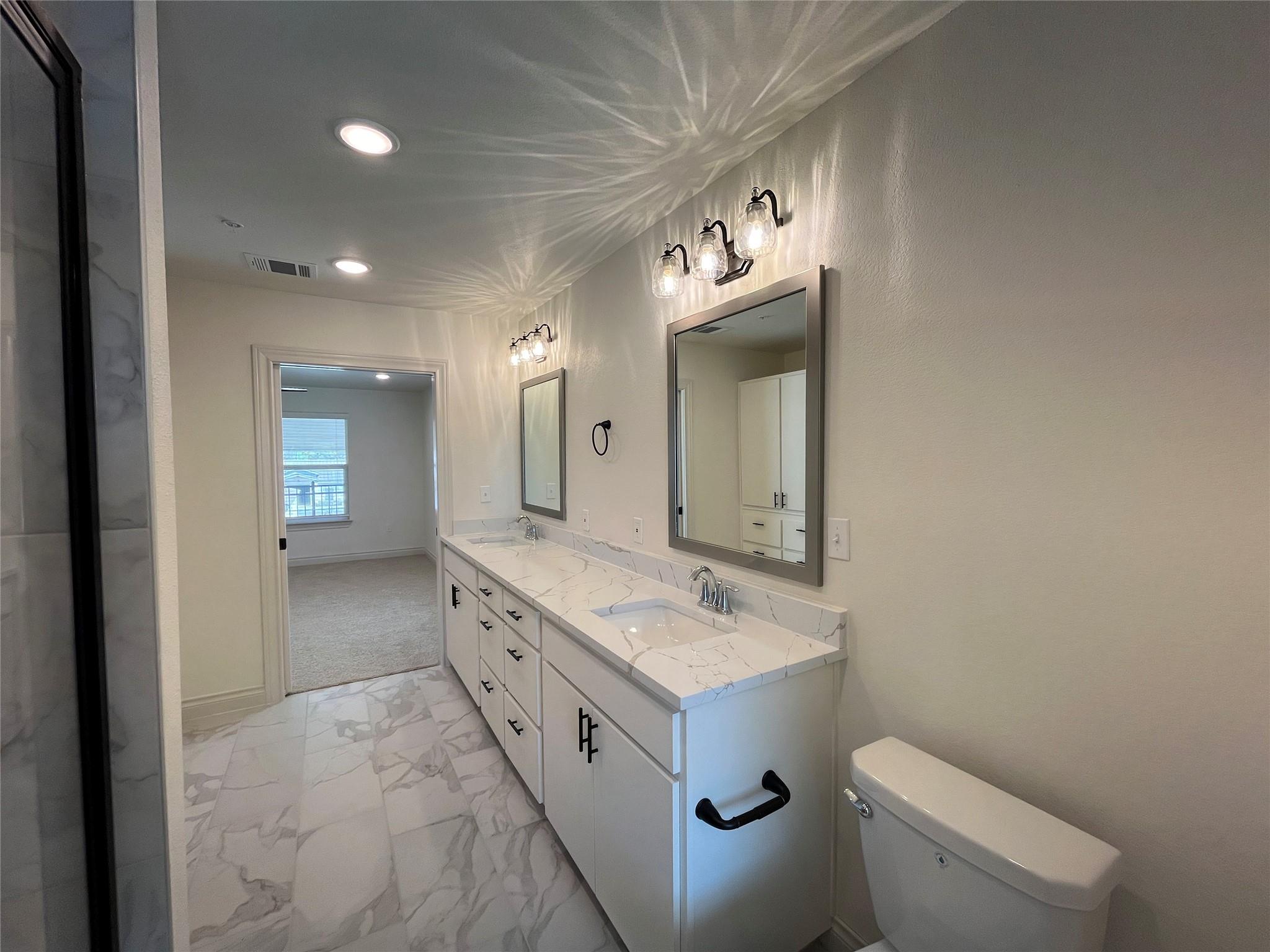 2105 Tiger Trail Round Rock TX 78665