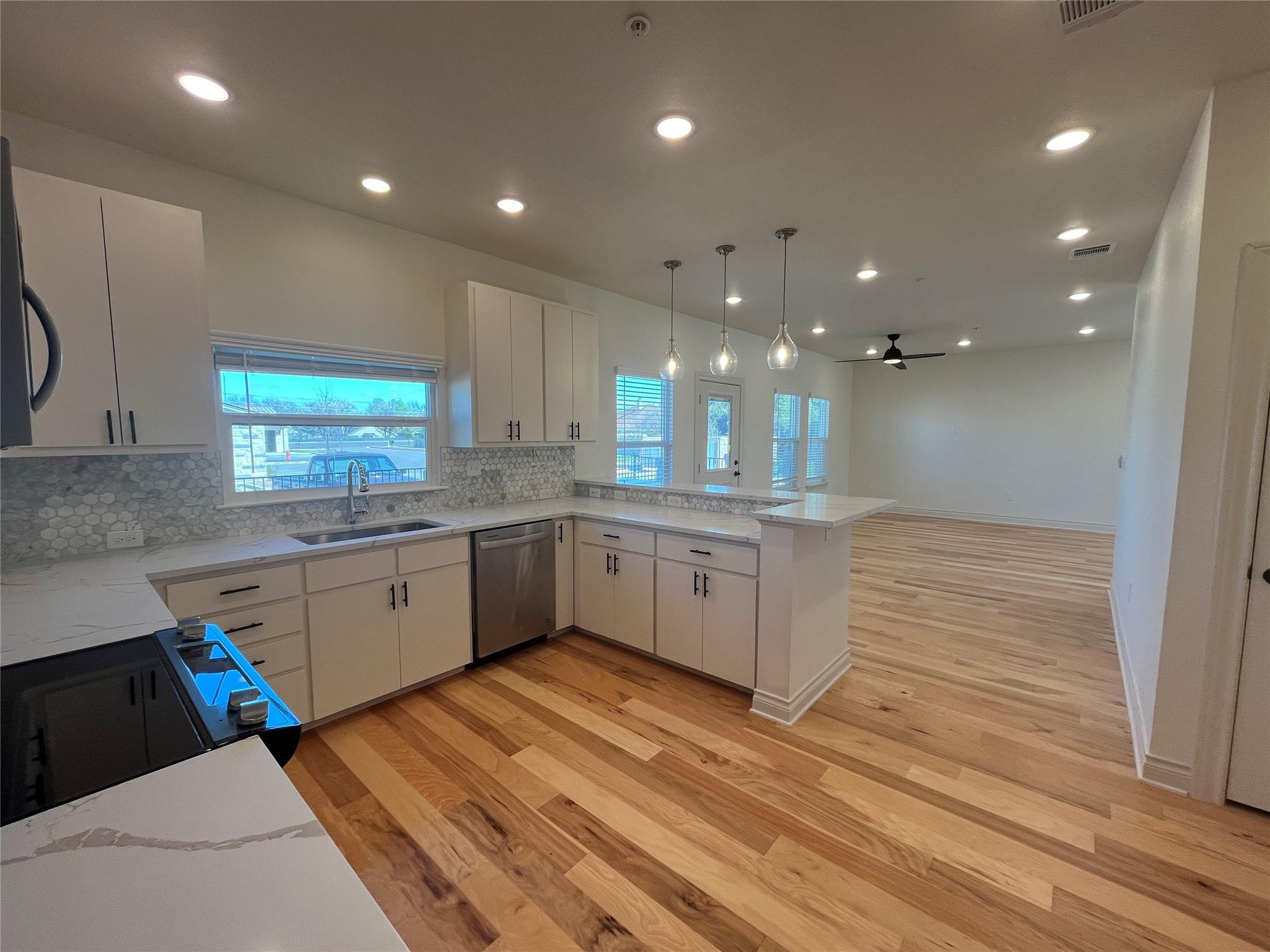 2105 Tiger Trail Round Rock TX 78665